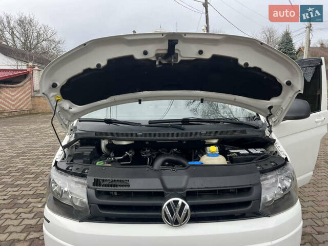 Белый Фольксваген Transporter, объемом двигателя 1.97 л и пробегом 239 тыс. км за 10900 $, фото 14 на Automoto.ua