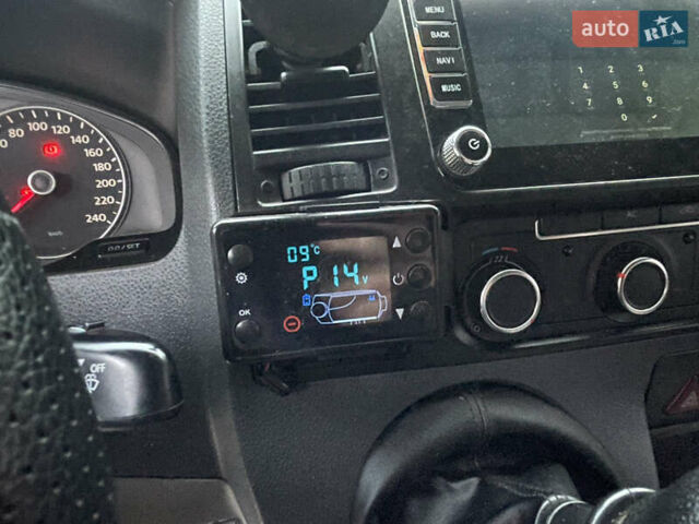 Белый Фольксваген Transporter, объемом двигателя 1.97 л и пробегом 403 тыс. км за 10300 $, фото 10 на Automoto.ua