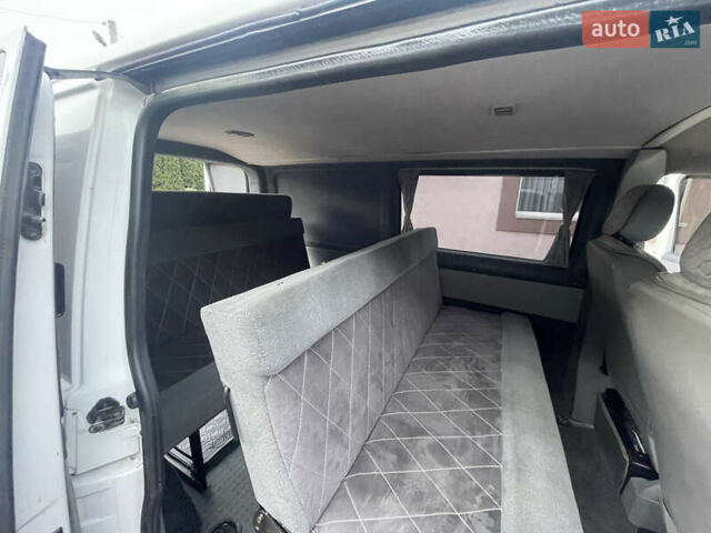 Белый Фольксваген Transporter, объемом двигателя 1.97 л и пробегом 403 тыс. км за 10300 $, фото 15 на Automoto.ua