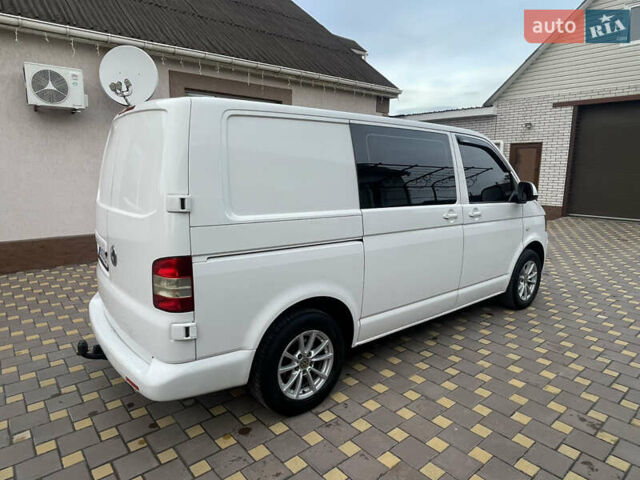 Белый Фольксваген Transporter, объемом двигателя 1.97 л и пробегом 403 тыс. км за 10300 $, фото 3 на Automoto.ua