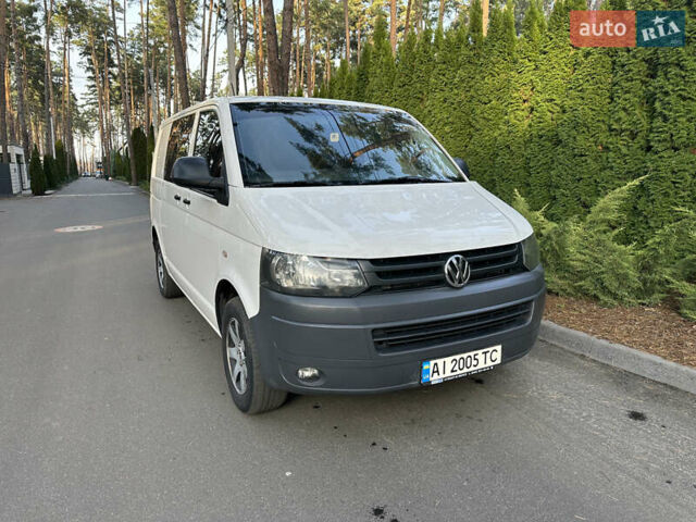 Білий Фольксваген Transporter, об'ємом двигуна 2 л та пробігом 448 тис. км за 15800 $, фото 10 на Automoto.ua