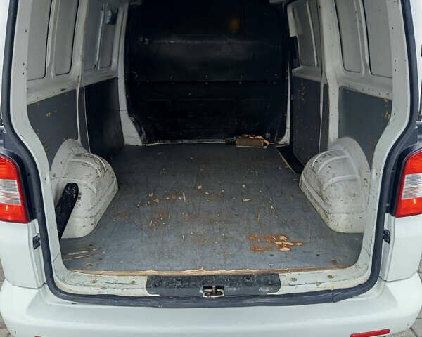 Белый Фольксваген Transporter, объемом двигателя 2 л и пробегом 444 тыс. км за 10700 $, фото 13 на Automoto.ua