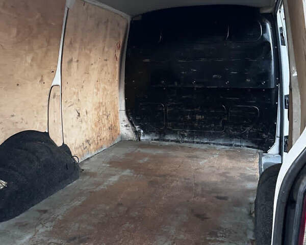 Белый Фольксваген Transporter, объемом двигателя 2 л и пробегом 237 тыс. км за 11500 $, фото 1 на Automoto.ua