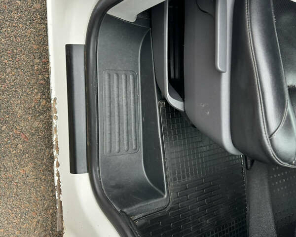 Белый Фольксваген Transporter, объемом двигателя 1.97 л и пробегом 648 тыс. км за 7500 $, фото 19 на Automoto.ua