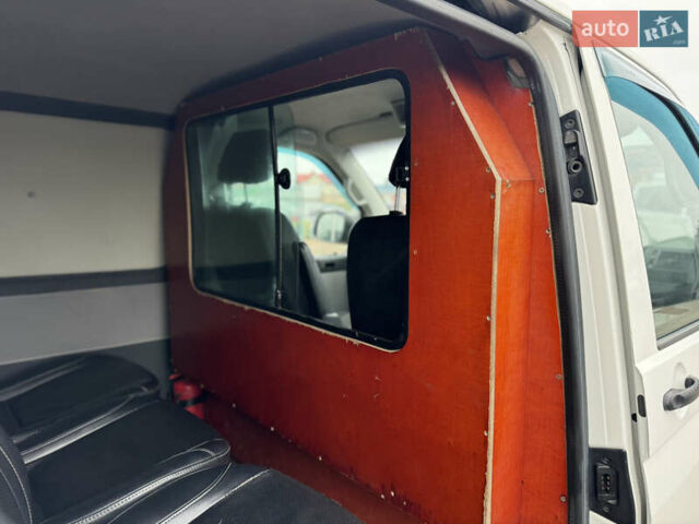 Белый Фольксваген Transporter, объемом двигателя 1.97 л и пробегом 648 тыс. км за 7500 $, фото 9 на Automoto.ua
