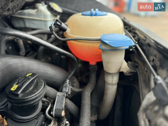 Белый Фольксваген Transporter, объемом двигателя 1.97 л и пробегом 648 тыс. км за 7500 $, фото 44 на Automoto.ua