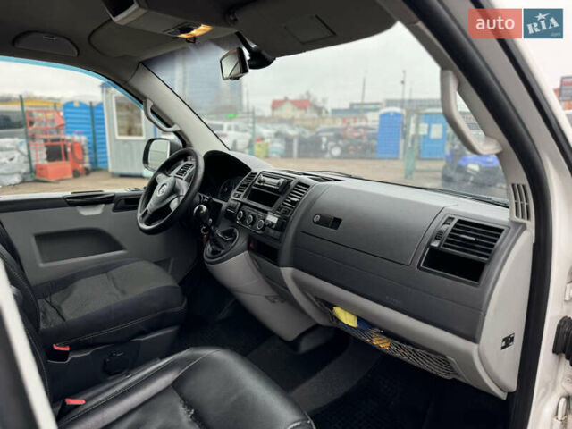 Белый Фольксваген Transporter, объемом двигателя 1.97 л и пробегом 648 тыс. км за 7500 $, фото 22 на Automoto.ua