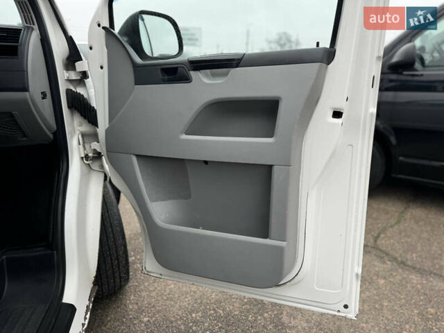 Белый Фольксваген Transporter, объемом двигателя 1.97 л и пробегом 648 тыс. км за 7500 $, фото 28 на Automoto.ua