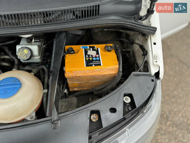 Белый Фольксваген Transporter, объемом двигателя 1.97 л и пробегом 648 тыс. км за 7500 $, фото 42 на Automoto.ua