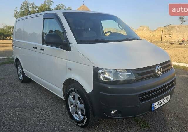Белый Фольксваген Transporter, объемом двигателя 1.97 л и пробегом 310 тыс. км за 11999 $, фото 1 на Automoto.ua