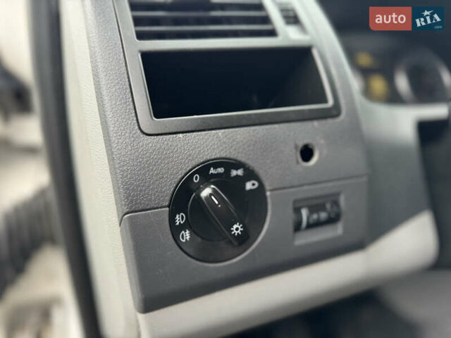 Белый Фольксваген Transporter, объемом двигателя 1.97 л и пробегом 648 тыс. км за 7500 $, фото 34 на Automoto.ua