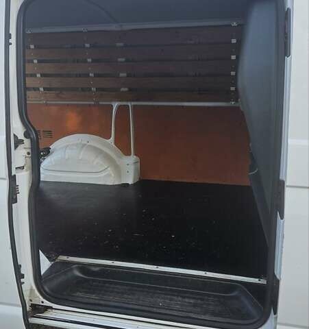 Белый Фольксваген Transporter, объемом двигателя 1.97 л и пробегом 310 тыс. км за 11999 $, фото 7 на Automoto.ua