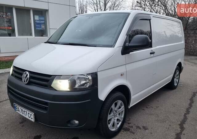 Белый Фольксваген Transporter, объемом двигателя 2 л и пробегом 337 тыс. км за 11500 $, фото 3 на Automoto.ua