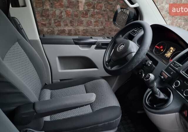 Белый Фольксваген Transporter, объемом двигателя 2 л и пробегом 337 тыс. км за 11500 $, фото 46 на Automoto.ua