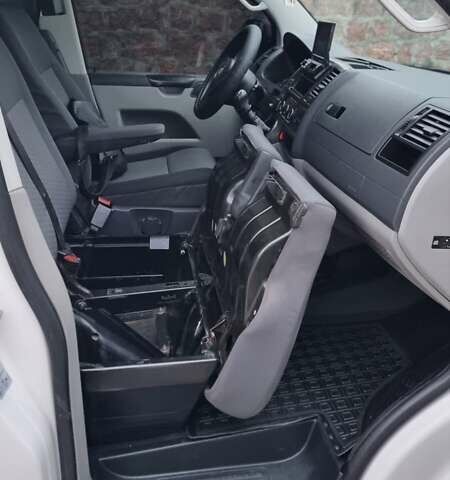 Белый Фольксваген Transporter, объемом двигателя 2 л и пробегом 337 тыс. км за 11500 $, фото 22 на Automoto.ua
