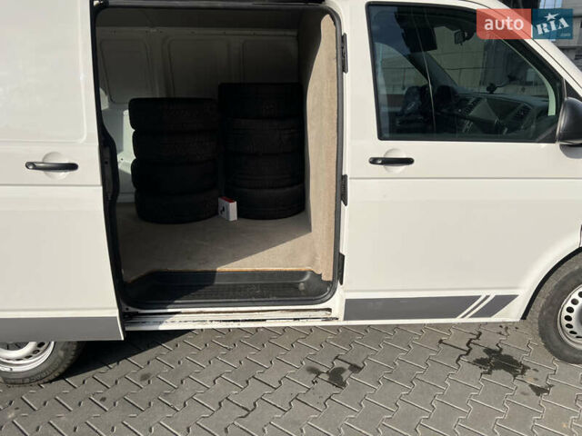 Белый Фольксваген Transporter, объемом двигателя 1.97 л и пробегом 384 тыс. км за 19999 $, фото 5 на Automoto.ua