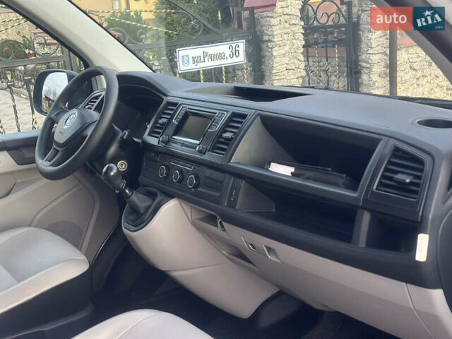 Белый Фольксваген Transporter, объемом двигателя 2 л и пробегом 264 тыс. км за 16500 $, фото 33 на Automoto.ua