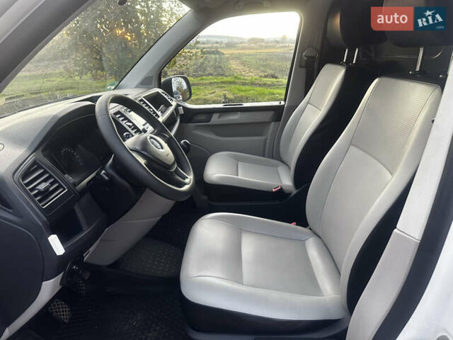 Белый Фольксваген Transporter, объемом двигателя 2 л и пробегом 264 тыс. км за 16500 $, фото 22 на Automoto.ua