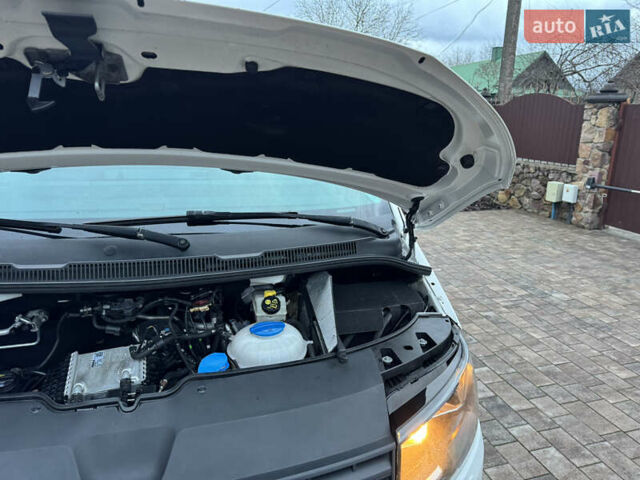 Белый Фольксваген Transporter, объемом двигателя 2 л и пробегом 237 тыс. км за 19700 $, фото 56 на Automoto.ua