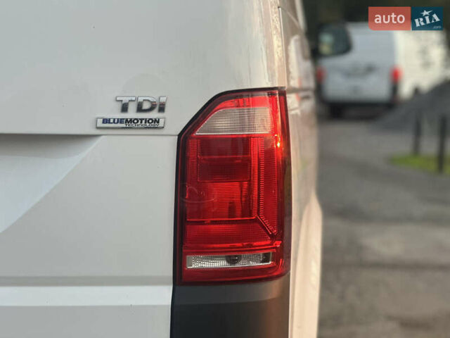 Белый Фольксваген Transporter, объемом двигателя 2 л и пробегом 264 тыс. км за 16500 $, фото 14 на Automoto.ua