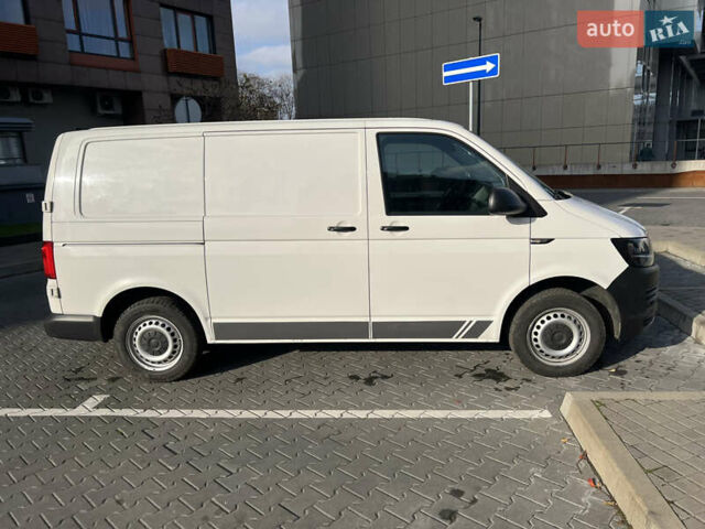 Белый Фольксваген Transporter, объемом двигателя 1.97 л и пробегом 384 тыс. км за 19999 $, фото 3 на Automoto.ua