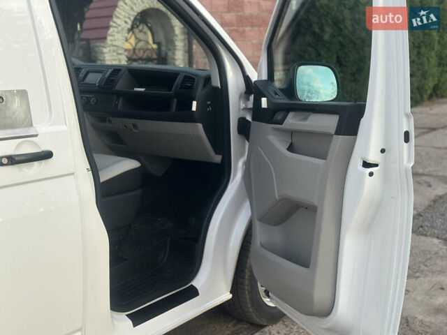 Белый Фольксваген Transporter, объемом двигателя 2 л и пробегом 264 тыс. км за 16500 $, фото 23 на Automoto.ua