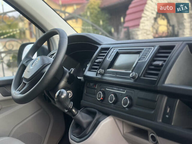 Белый Фольксваген Transporter, объемом двигателя 2 л и пробегом 264 тыс. км за 16500 $, фото 37 на Automoto.ua