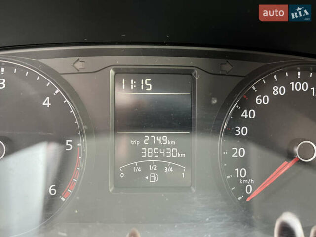 Белый Фольксваген Transporter, объемом двигателя 1.97 л и пробегом 384 тыс. км за 19999 $, фото 14 на Automoto.ua