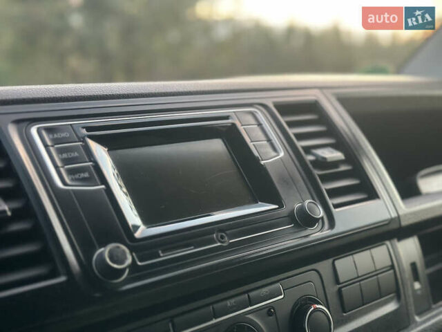 Белый Фольксваген Transporter, объемом двигателя 2 л и пробегом 264 тыс. км за 16500 $, фото 32 на Automoto.ua