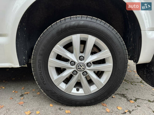 Белый Фольксваген Transporter, объемом двигателя 2 л и пробегом 237 тыс. км за 19950 $, фото 53 на Automoto.ua