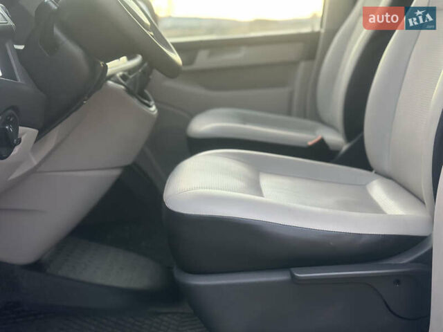 Белый Фольксваген Transporter, объемом двигателя 2 л и пробегом 264 тыс. км за 16500 $, фото 41 на Automoto.ua