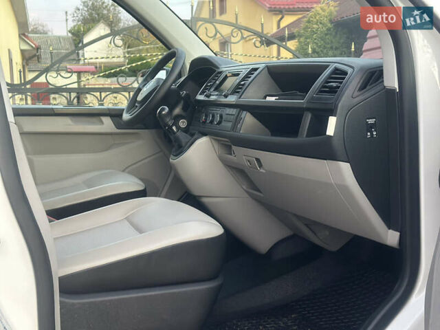 Белый Фольксваген Transporter, объемом двигателя 2 л и пробегом 264 тыс. км за 16500 $, фото 30 на Automoto.ua