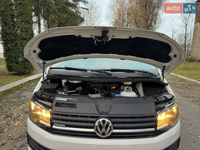 Белый Фольксваген Transporter, объемом двигателя 2 л и пробегом 237 тыс. км за 19950 $, фото 55 на Automoto.ua