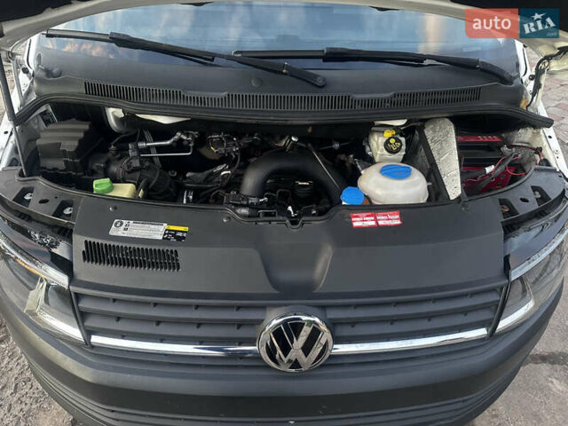 Белый Фольксваген Transporter, объемом двигателя 2 л и пробегом 264 тыс. км за 16500 $, фото 47 на Automoto.ua