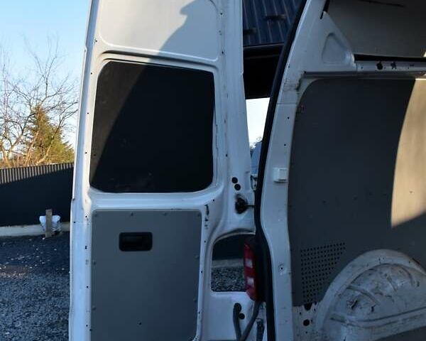 Белый Фольксваген Transporter, объемом двигателя 2 л и пробегом 255 тыс. км за 17900 $, фото 42 на Automoto.ua