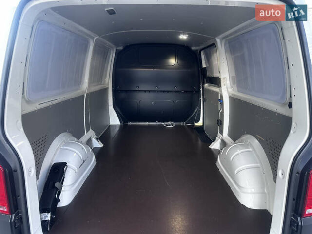 Белый Фольксваген Transporter, объемом двигателя 2 л и пробегом 219 тыс. км за 18200 $, фото 29 на Automoto.ua