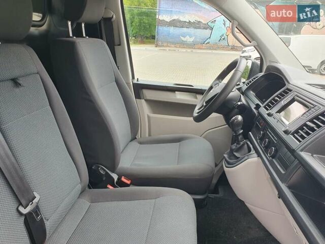 Белый Фольксваген Transporter, объемом двигателя 2 л и пробегом 254 тыс. км за 18999 $, фото 12 на Automoto.ua