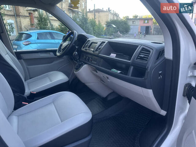 Белый Фольксваген Transporter, объемом двигателя 2 л и пробегом 219 тыс. км за 18200 $, фото 21 на Automoto.ua