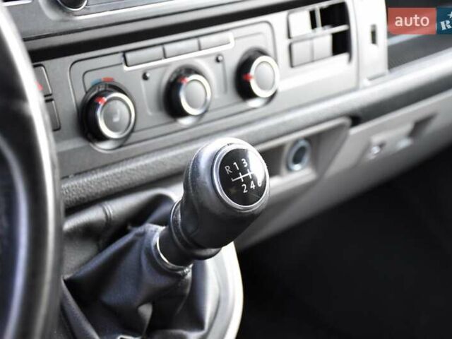 Белый Фольксваген Transporter, объемом двигателя 2 л и пробегом 255 тыс. км за 17900 $, фото 33 на Automoto.ua