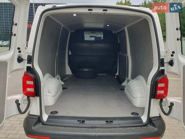 Белый Фольксваген Transporter, объемом двигателя 2 л и пробегом 254 тыс. км за 18999 $, фото 8 на Automoto.ua