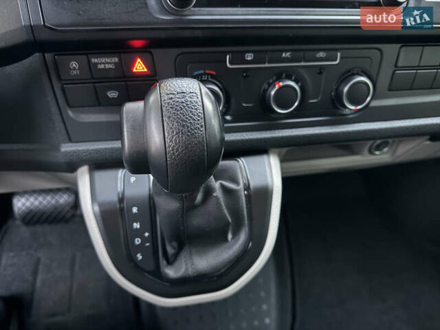 Белый Фольксваген Transporter, объемом двигателя 2 л и пробегом 244 тыс. км за 18100 $, фото 26 на Automoto.ua