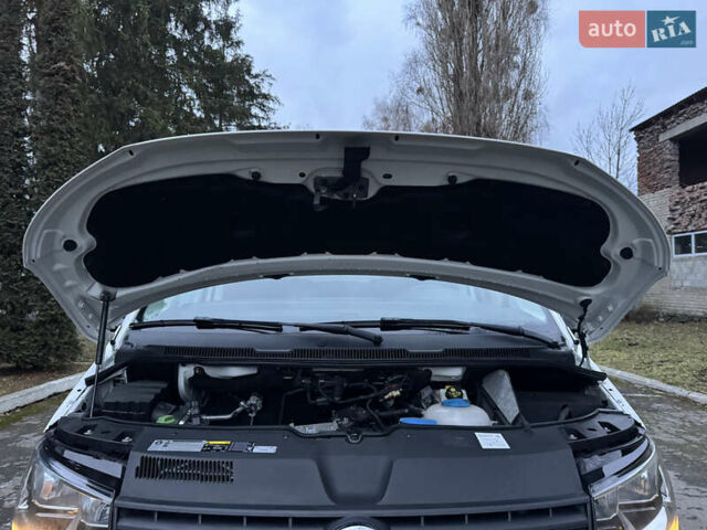 Белый Фольксваген Transporter, объемом двигателя 2 л и пробегом 244 тыс. км за 18500 $, фото 60 на Automoto.ua