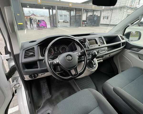 Белый Фольксваген Transporter, объемом двигателя 0 л и пробегом 280 тыс. км за 19500 $, фото 11 на Automoto.ua