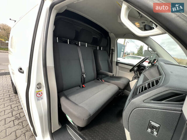 Белый Фольксваген Transporter, объемом двигателя 0 л и пробегом 280 тыс. км за 19500 $, фото 14 на Automoto.ua