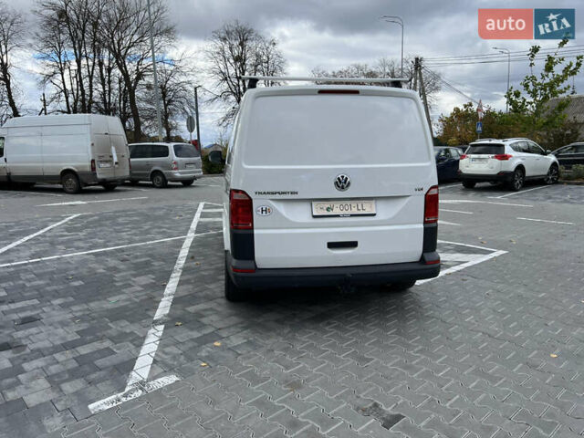 Белый Фольксваген Transporter, объемом двигателя 2 л и пробегом 278 тыс. км за 20600 $, фото 3 на Automoto.ua