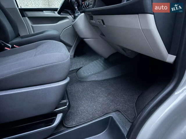 Белый Фольксваген Transporter, объемом двигателя 2 л и пробегом 244 тыс. км за 18500 $, фото 44 на Automoto.ua