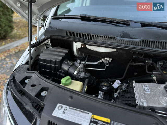 Білий Фольксваген Transporter, об'ємом двигуна 2 л та пробігом 244 тис. км за 18200 $, фото 56 на Automoto.ua