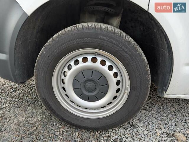 Белый Фольксваген Transporter, объемом двигателя 2 л и пробегом 278 тыс. км за 17550 $, фото 19 на Automoto.ua