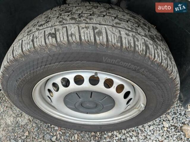 Белый Фольксваген Transporter, объемом двигателя 2 л и пробегом 278 тыс. км за 17550 $, фото 20 на Automoto.ua