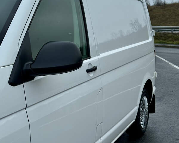 Белый Фольксваген Transporter, объемом двигателя 2 л и пробегом 203 тыс. км за 22950 $, фото 17 на Automoto.ua